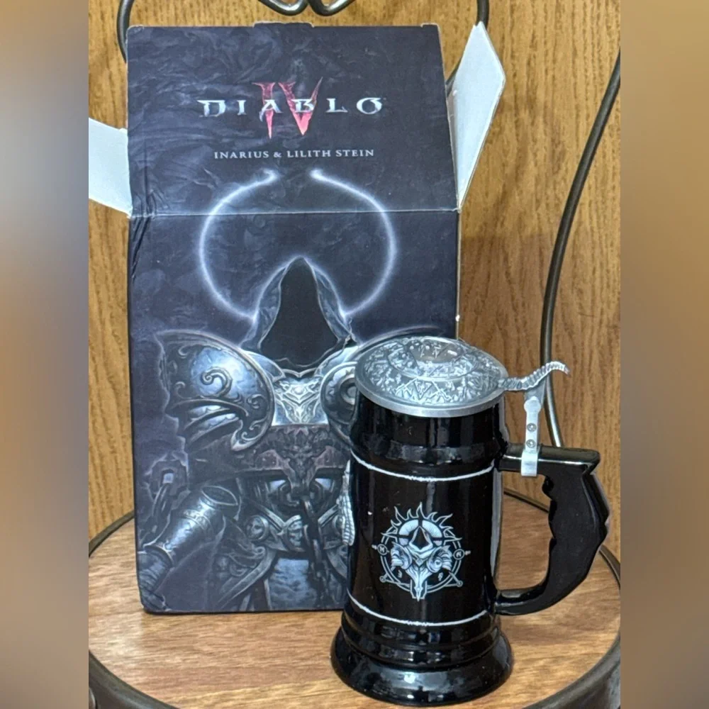 Diablo IV Inarius & Lilith Stein Mug